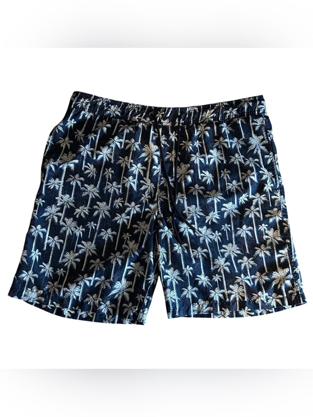 Kirkland Signature Men’s Swim Trunks Medium Vacation Utility